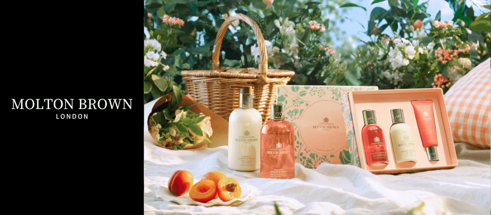 MOLTON BROWN | フローラルな香りで感謝を贈る　英国の果樹園をイメージした母の日ギフト