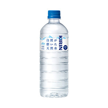 自然が磨いた天然水600ml